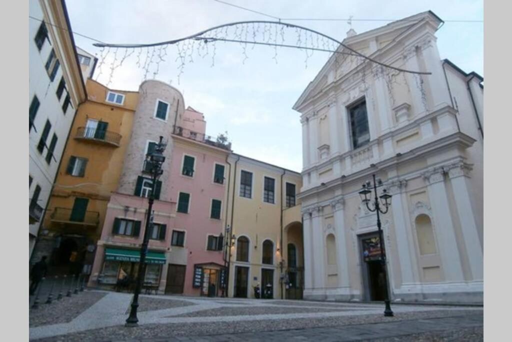 Studio Loft In The Center Sanremo For 3 People Экстерьер фото