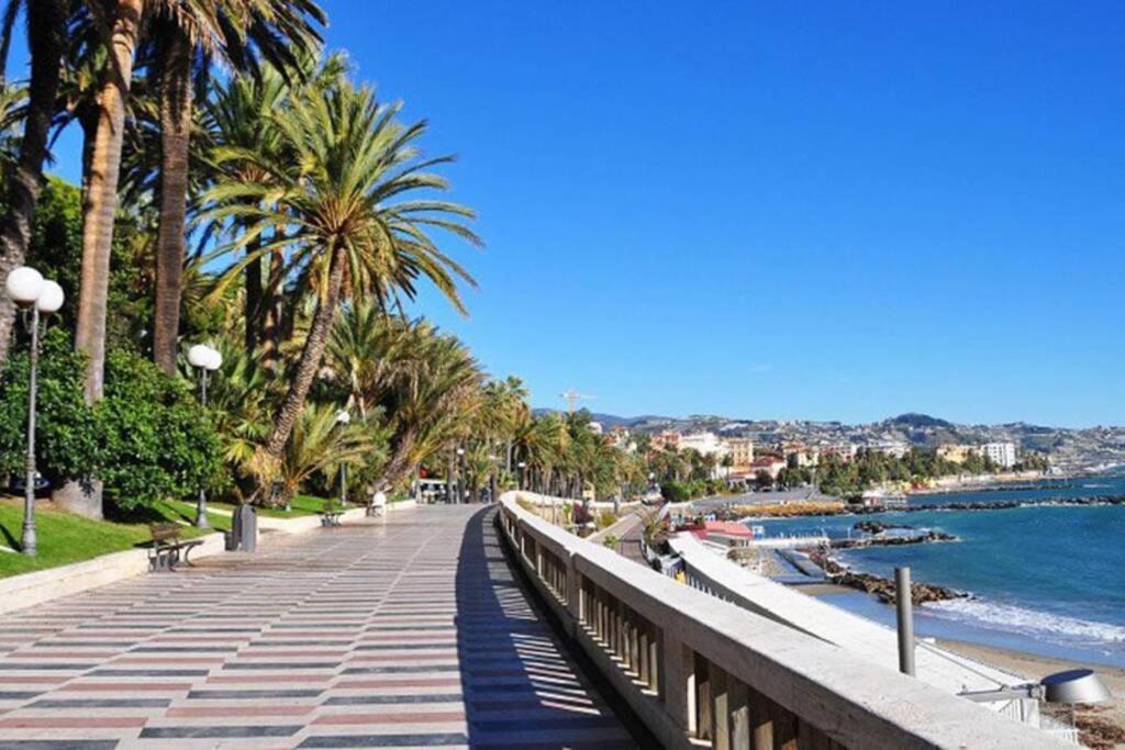 Studio Loft In The Center Sanremo For 3 People Экстерьер фото