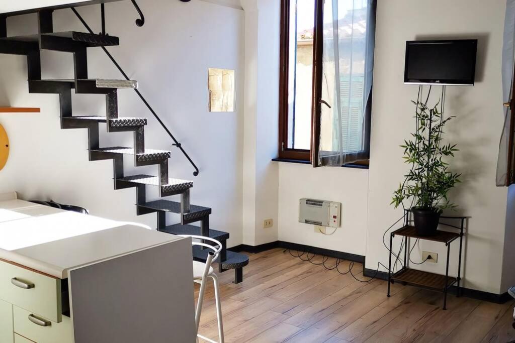Studio Loft In The Center Sanremo For 3 People Экстерьер фото
